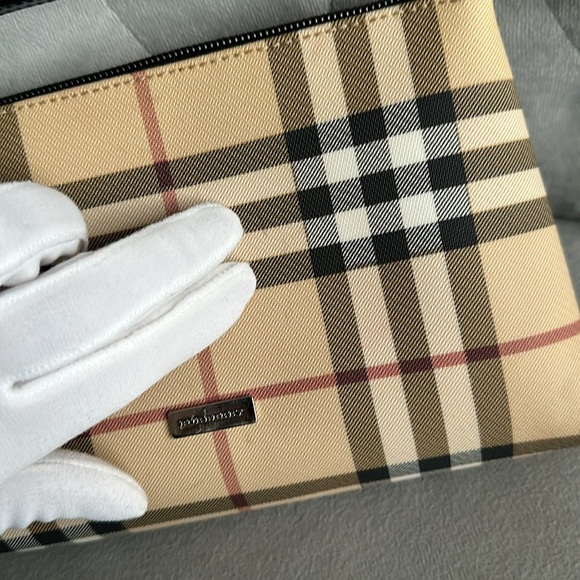Burberry Beige Coated Canvas Pochette Authentic - Picture 12 of 15